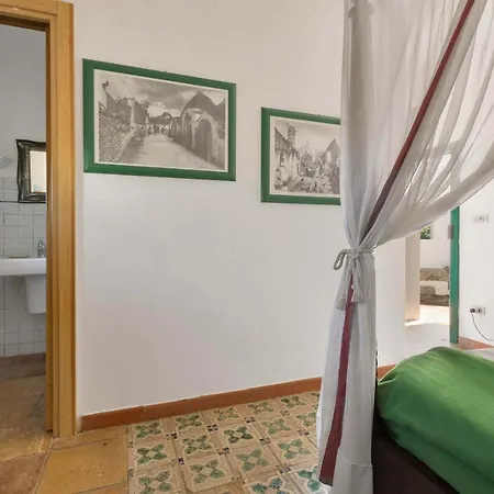 Trulli Il Cappero By Perle Di Puglia Willa